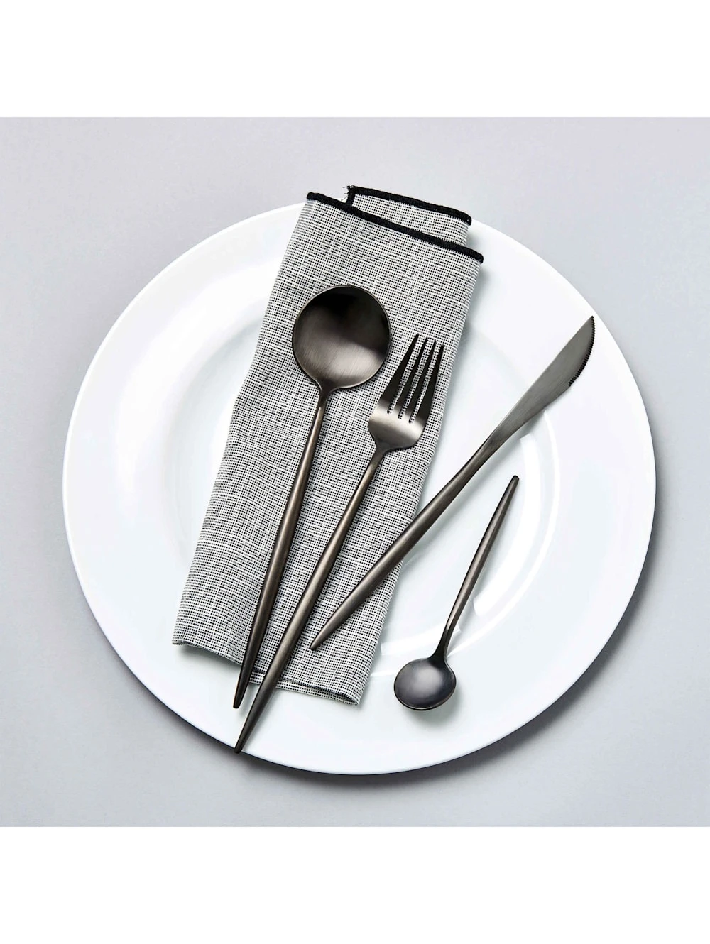 STILETTO Besteck-Set 16-tlg. Matt 2 STILETTO Besteck-Set 16-tlg. Matt – Bild 2