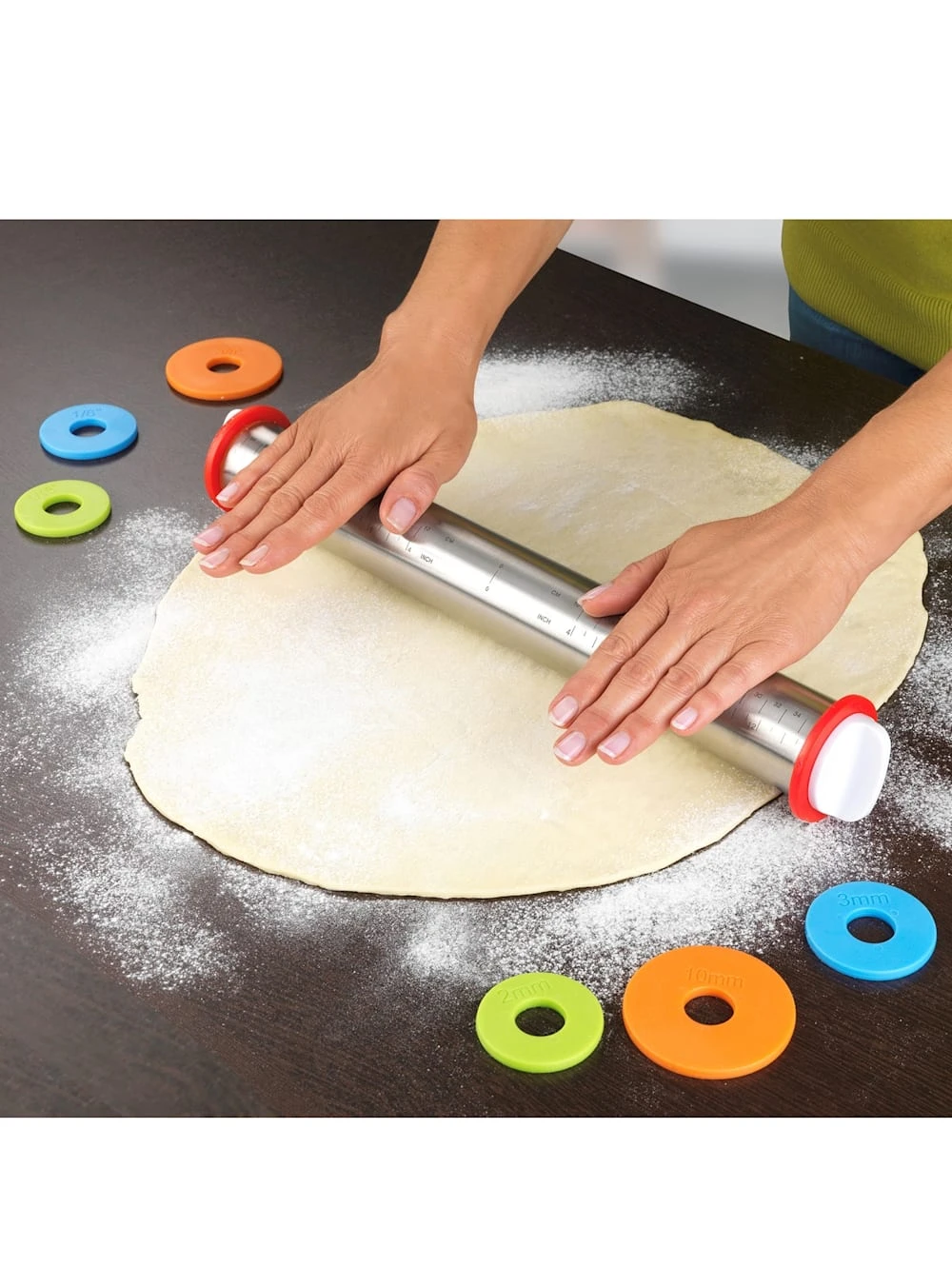Wenko Edelstahl-Teigrolle Mit Abstandhalter, 4 Teigdicken, Mess-Skala Bis 34 Cm 2 Wenko Edelstahl-Teigrolle Mit Abstandhalter, 4 Teigdicken, Mess-Skala Bis 34 Cm – Bild 2